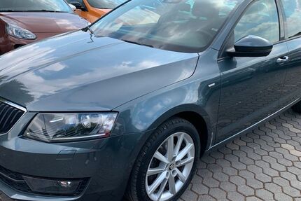 Skoda Octavia 154.496 km 11.999 &euro; Mechernich/Kommern 53894