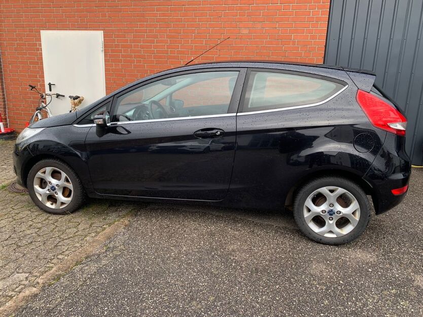 Ford Fiesta 112.515 km 2.590 € Lübeck 23568