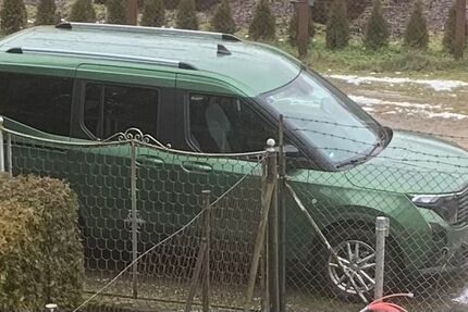 Ford Tourneo Courier 16.000 km 26.000 &euro; Berlin 13595