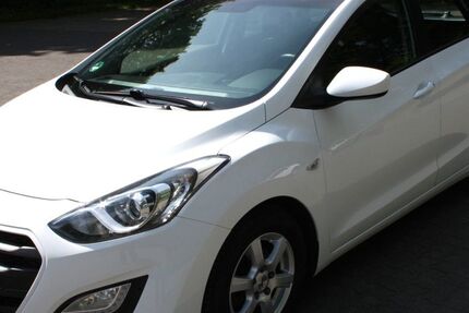Hyundai i30 108.000 km 6.000 &euro; Werne 59368