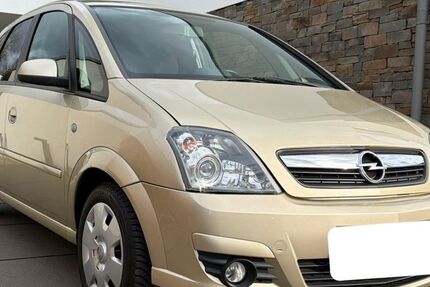 Opel Meriva 38.000 km 5.990 &euro; Köln 50670
