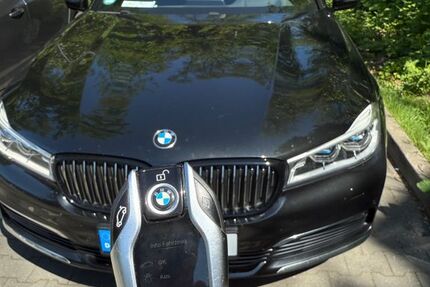 BMW 730
