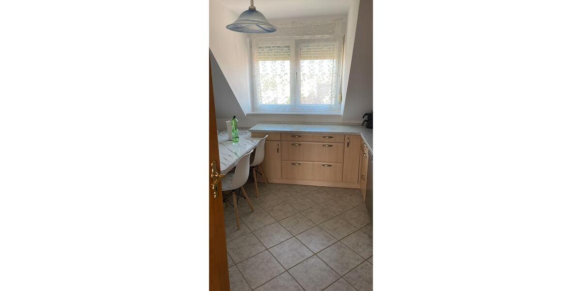 Dachgeschoßwohnung Burglengenfeld - 4.5 Zimmer, 91 m&sup2;, 285.000&euro; | Angebot:25965819