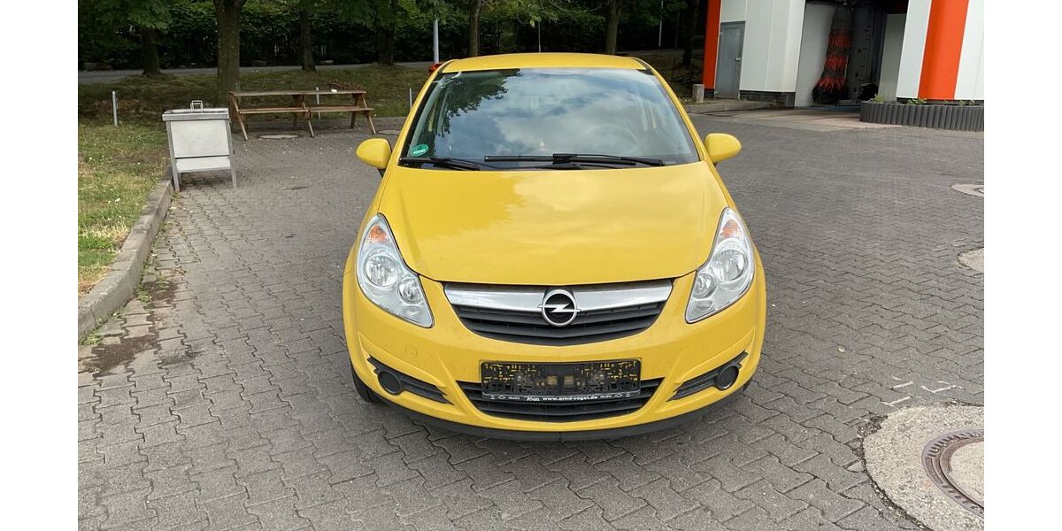Opel Corsa 208.113 km 650 &euro; Erfurt 99085