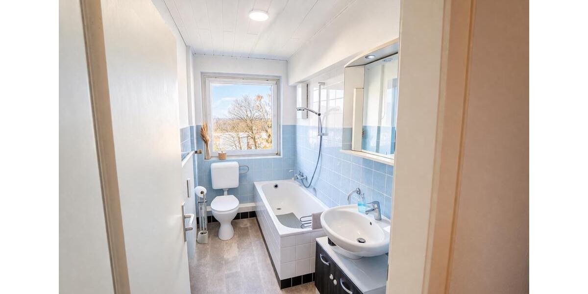 Etagenwohnung Radevormwald - 3 Zimmer, 66 m&sup2;, 350&euro; | Angebot:26252910