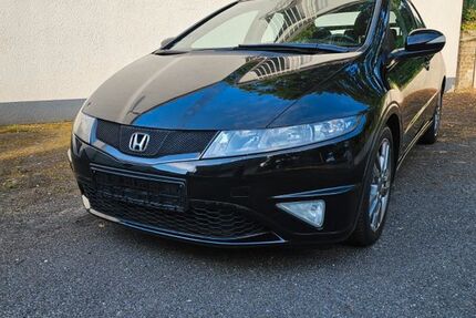 Honda Civic 77.718 km 5.700 &euro; Hamburg 22359