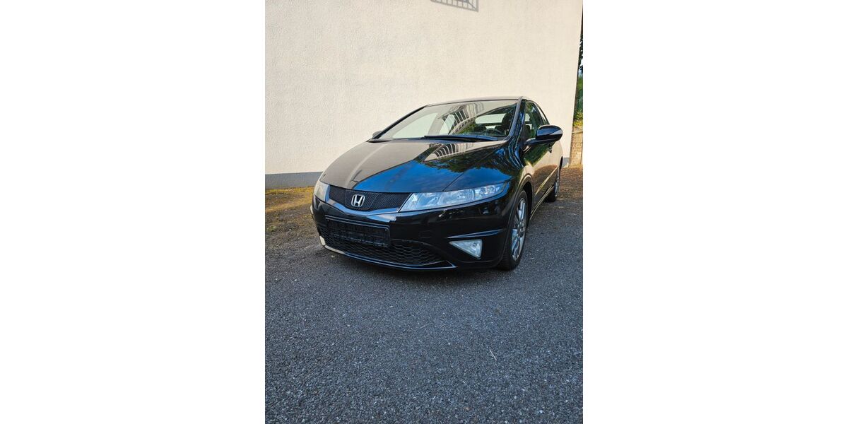Honda Civic 77.718 km 5.700 &euro; Hamburg 22359