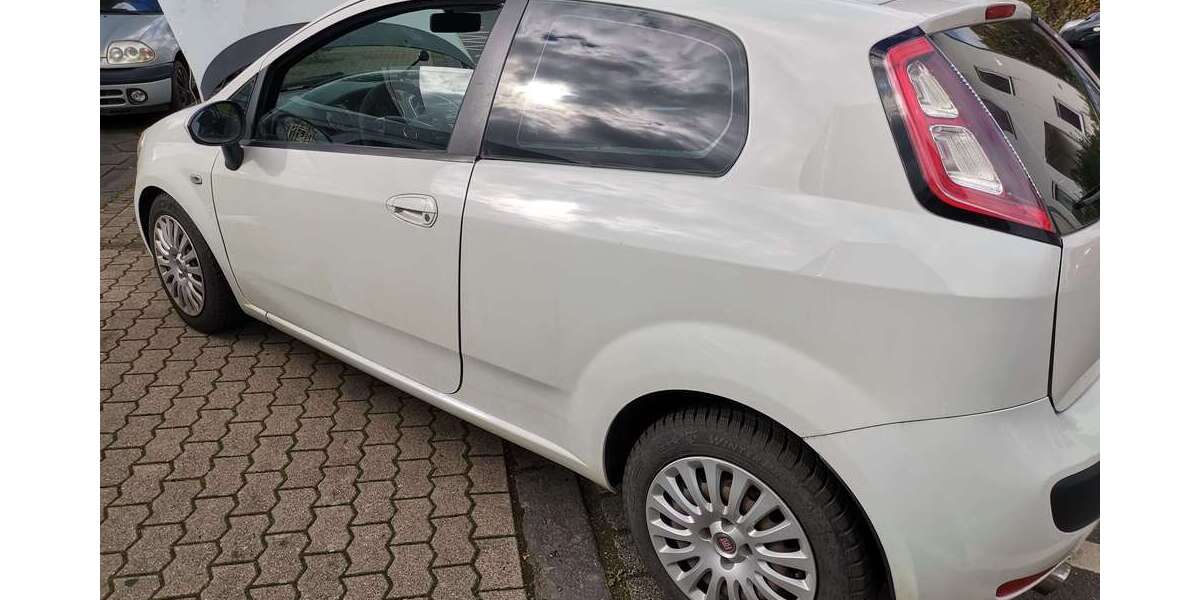 Fiat Punto 195.000 km 2.900 &euro; Koblenz 56072