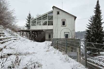 Haus zum Kaufen in Sigmaringen 220.000 € 250 m² 11 zimmer