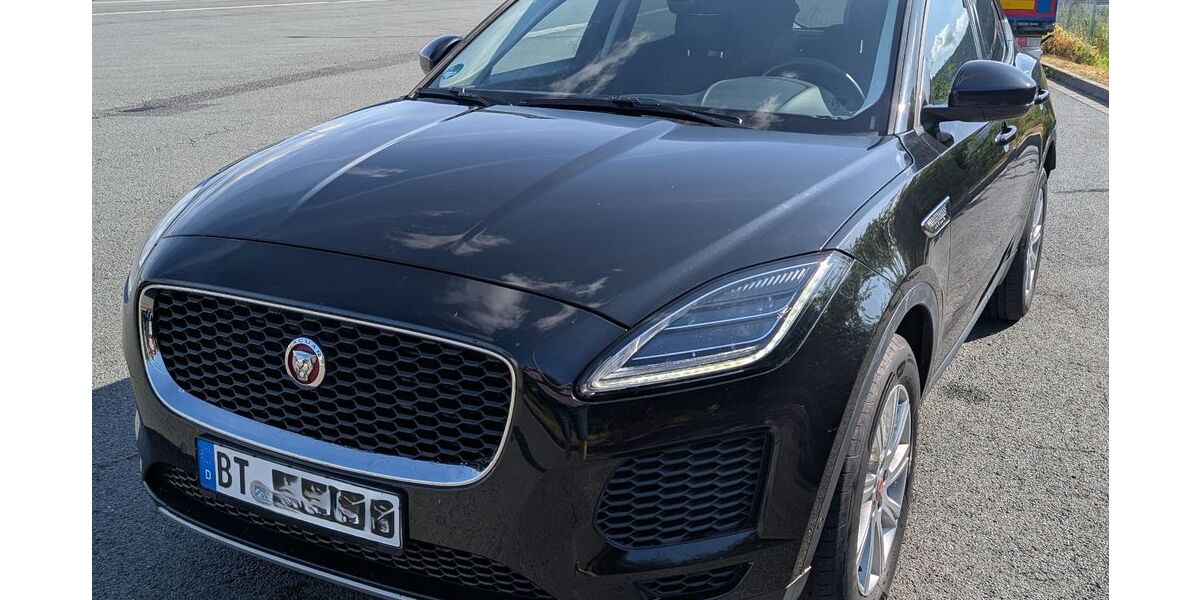 Jaguar E-Pace 101.000 km 18.900 &euro; Bad Berneck i. Fichtelgebirge 95460