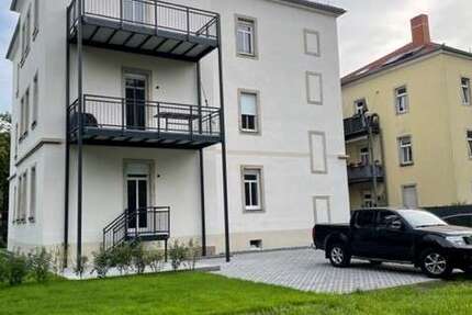 Wohnung zum Mieten in Dresden 1.526 € 109 m² 4 zimmer
