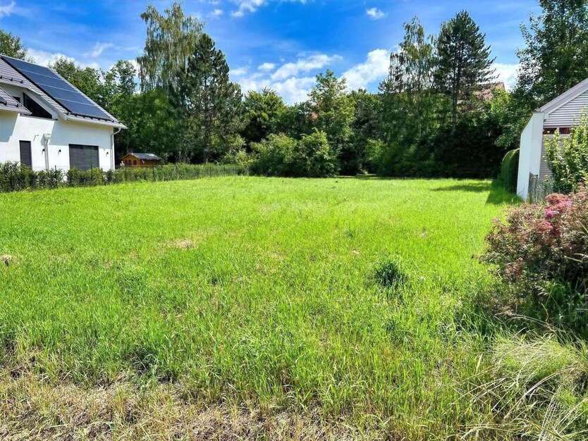 Grundstück zu verkaufen in Ismaning 1.672.000 € 836 m²