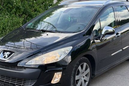 Peugeot 308 144.000 km 1.650 &euro; Strassberg 72479