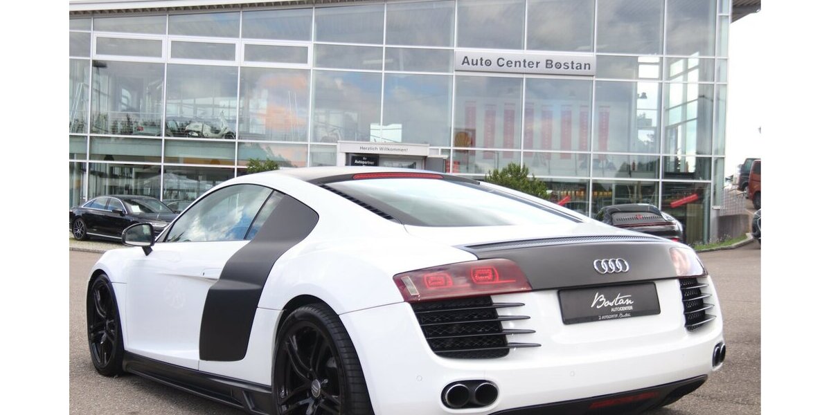 Audi R8 4.2 FSI QUATTRO/BANG & OLUFSEN/MMI NAVI/PDC 96.807 km 54.900 &euro; Villingen-Schwenningen 78054