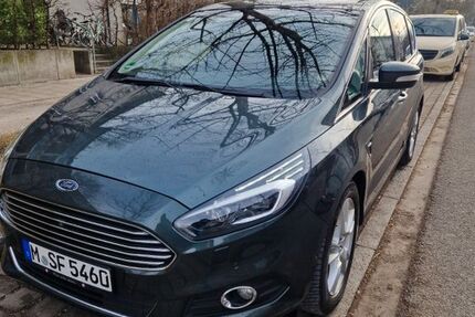 Ford S-Max 163.000 km 15.499 &euro; München 80997