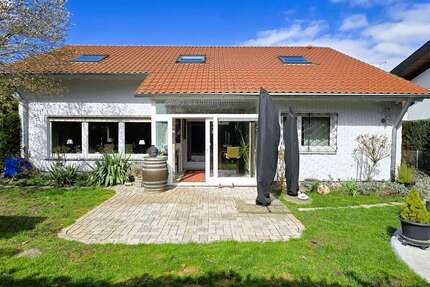 Haus zum Kaufen in Böblingen 790.000 € 180 m²