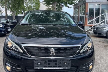 Peugeot 308 174.000 km 7.950 &euro; München 81243