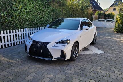 Lexus IS 300