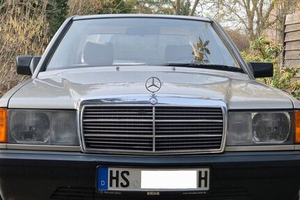Mercedes-Benz 190 310.000 km 4.500 &euro; Geilenkirchen 52511