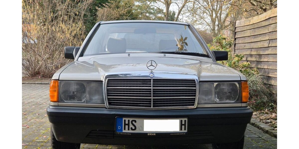 Mercedes-Benz 190 310.000 km 4.500 &euro; Geilenkirchen 52511