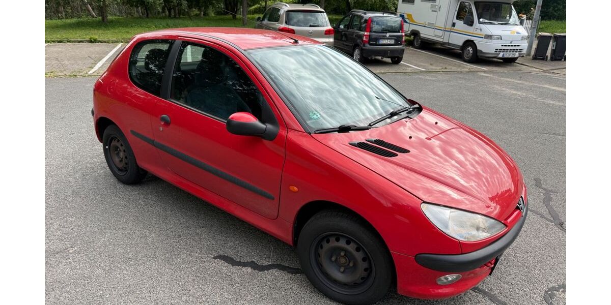 Peugeot 206 110.767 km 1.870 &euro; Bad Oldesloe 23843