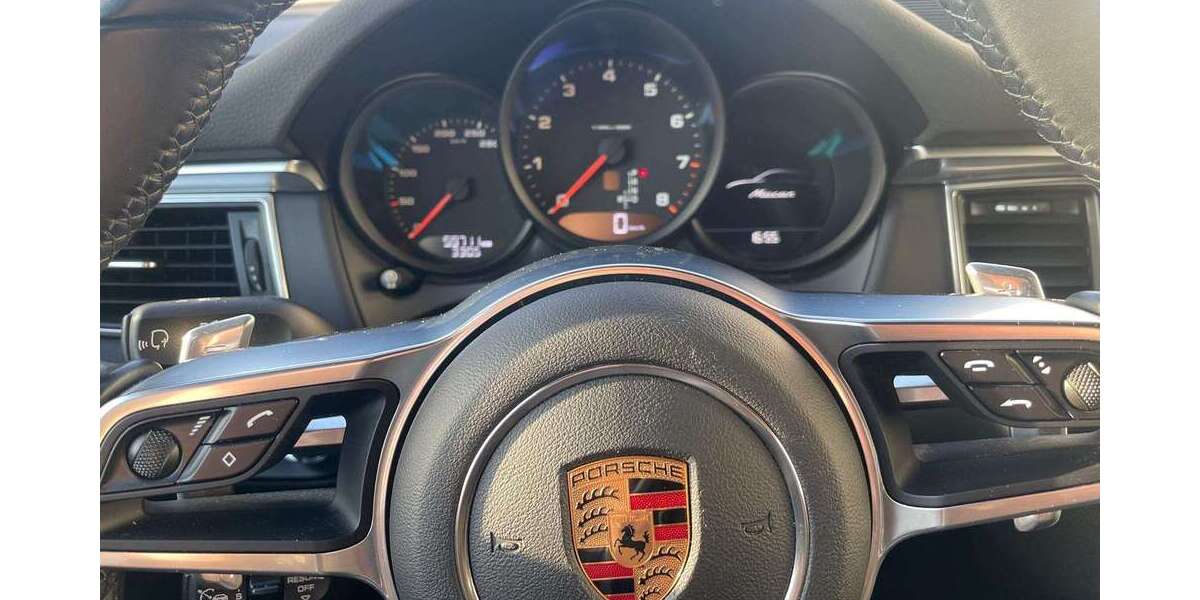 Porsche Macan 60.000 km 39.900 &euro; Ingolstadt 85055