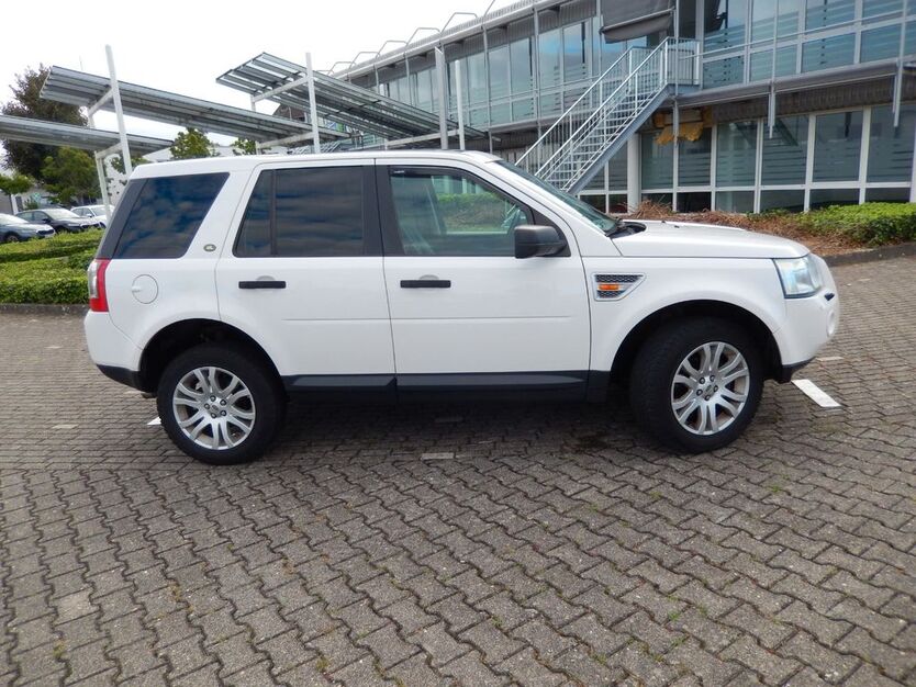 Land Rover Freelander 153.906 km 9.799 € Mönchengladbach 41066