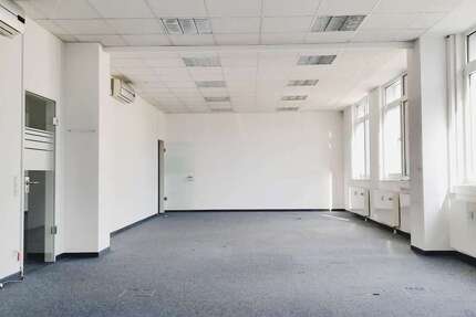 Büro in Krefeld 4.352 € 669 m² zimmer