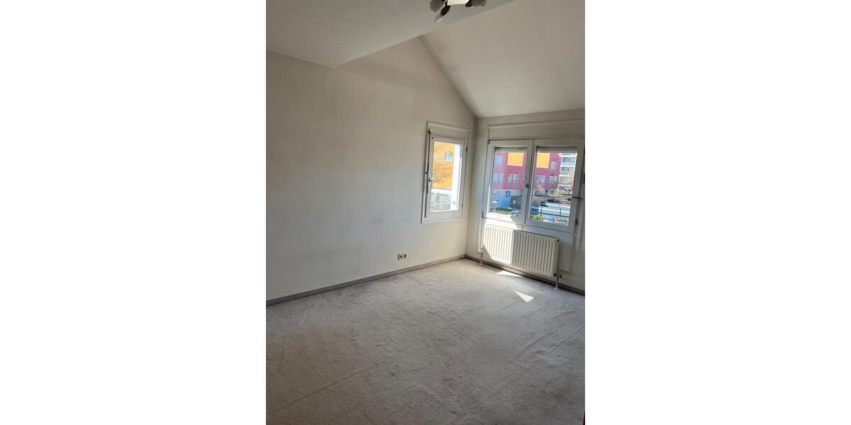 Reihenhaus Heilbronn Kernstadt - 5 Zimmer, 157 m&sup2;, 1.700&euro; | Angebot:26048713