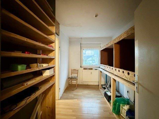 Mehrfamilienhaus, Wohnhaus Griesheim - 9 Zimmer, 193 m&sup2;, 645.000&euro; | Angebot:25737467