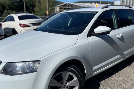 Skoda Octavia 233.000 km 6.390 € Konz 54329