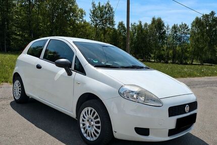 Fiat Grande Punto 156.000 km 2.900 &euro; Furth im Wald 93437