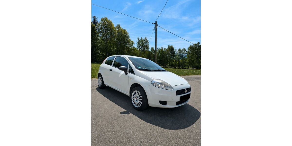 Fiat Grande Punto 156.000 km 2.900 &euro; Furth im Wald 93437