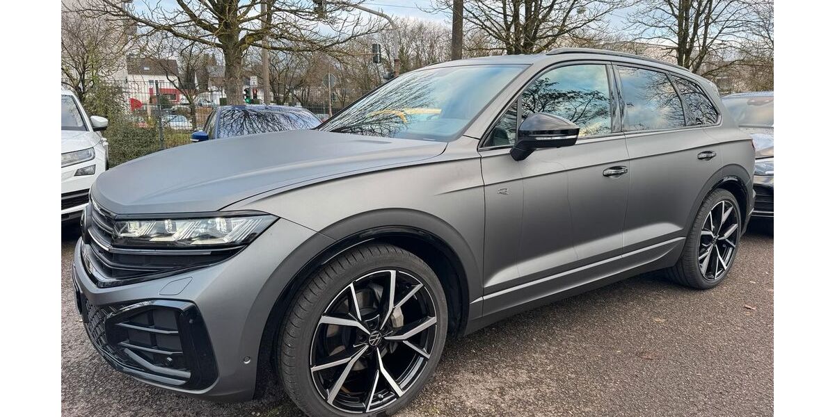 VW Touareg 11.857 km 82.900 &euro; Dillingen 66763