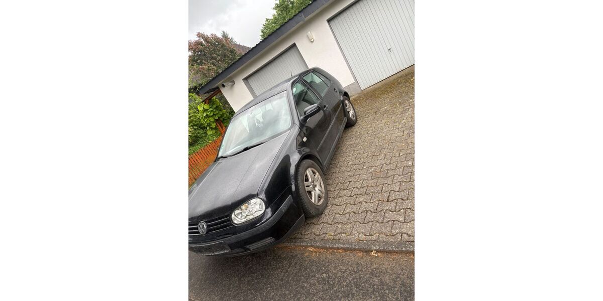 VW Golf 159.000 km 1.600 &euro; Homberg 34576