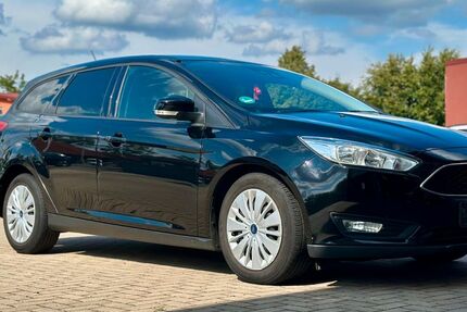Ford Focus 157.000 km 7.400 € Hannover 30455