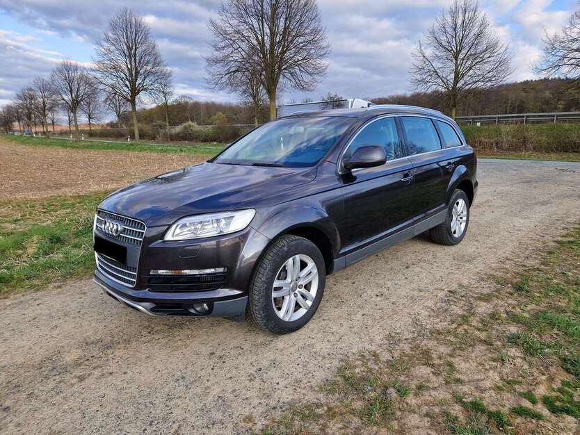 Q7