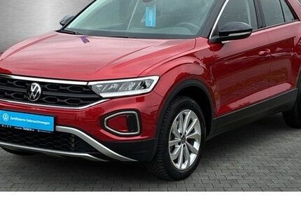 VW T-Roc 8.393 km 30.530 &euro; Fürstenfeldbruck 82256