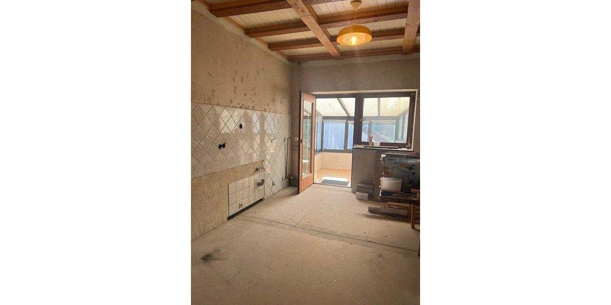 Einfamilienhaus Wallerfangen Ittersdorf - 8 Zimmer, 212 m&sup2;, 219.000&euro; | Angebot:25663151