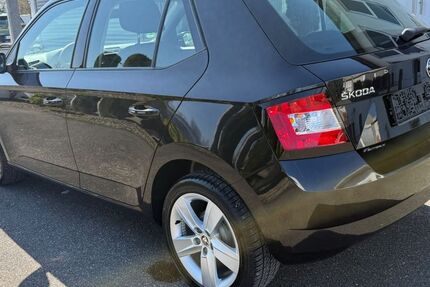 Skoda Fabia 67.200 km 9.400 &euro; Bad Krozingen 79189