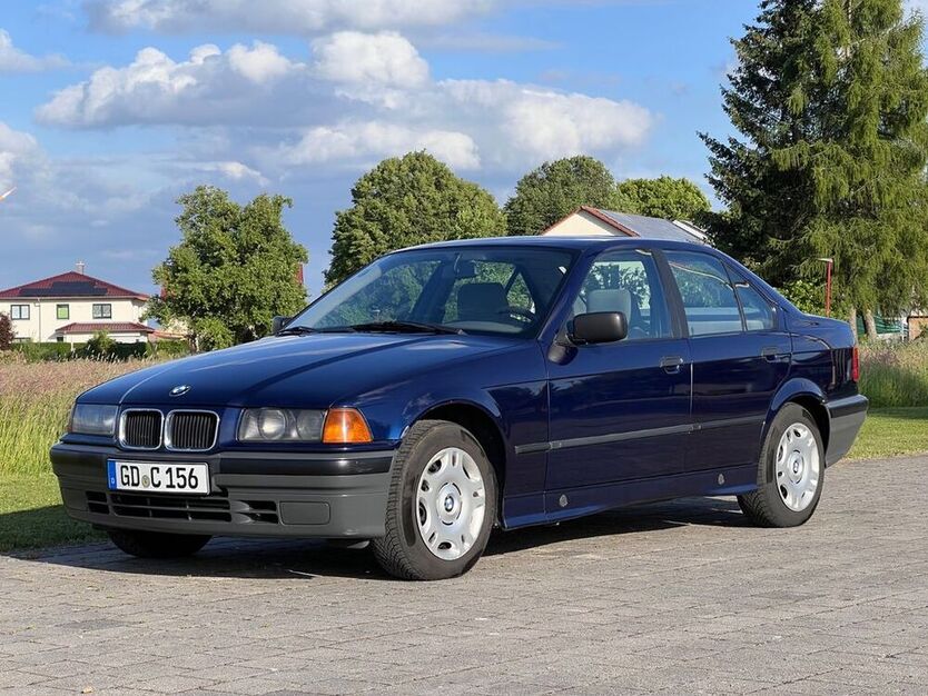 320