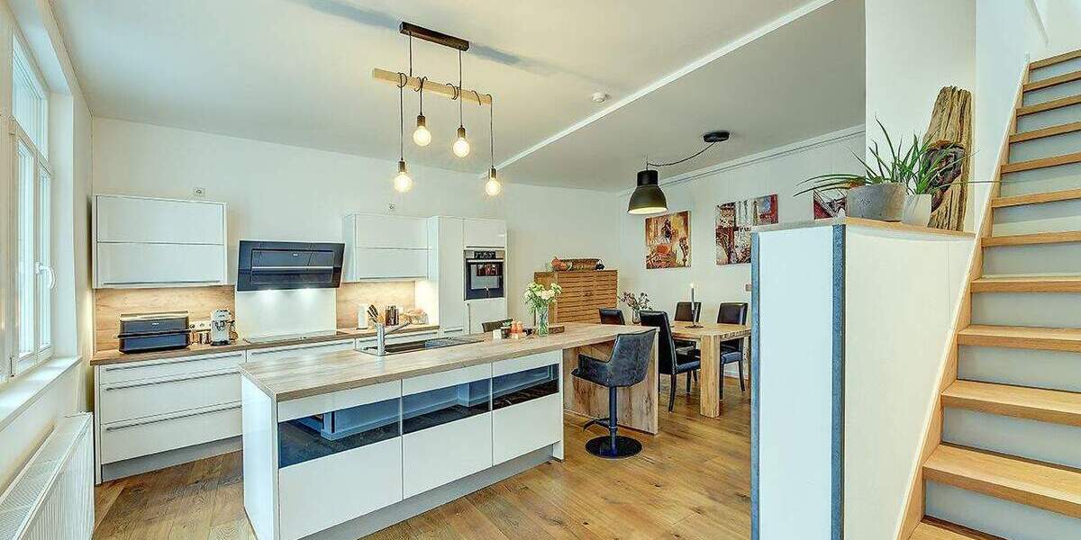 Mehrfamilienhaus, Wohnhaus Mettmann - 9 Zimmer, 307 m&sup2;, 3.700&euro; | Angebot:25733775