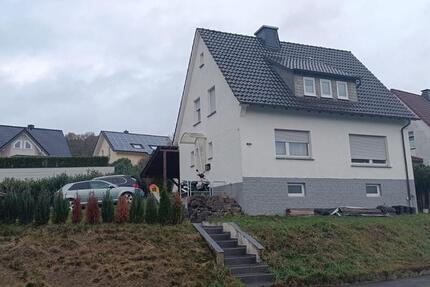 Haus Sundern (Sauerland) - 6 Zimmer, 156 m&sup2;, 360.000&euro; | Angebot:25547121