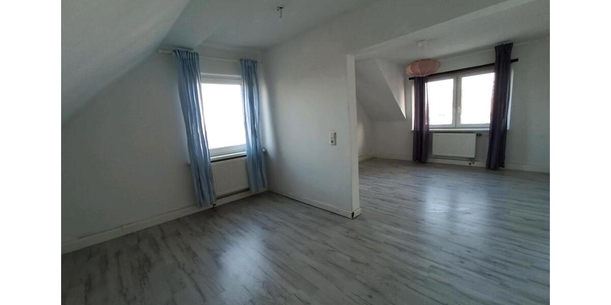 Einfamilienhaus Dommitzsch - 4.5 Zimmer, 135 m&sup2;, 1.200&euro; | Angebot:26383285