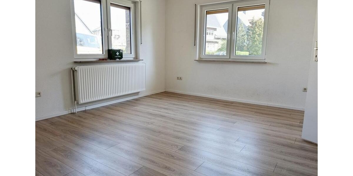 Einfamilienhaus Elsfleth - 6.5 Zimmer, 155 m&sup2;, 1.150&euro; | Angebot:26675545