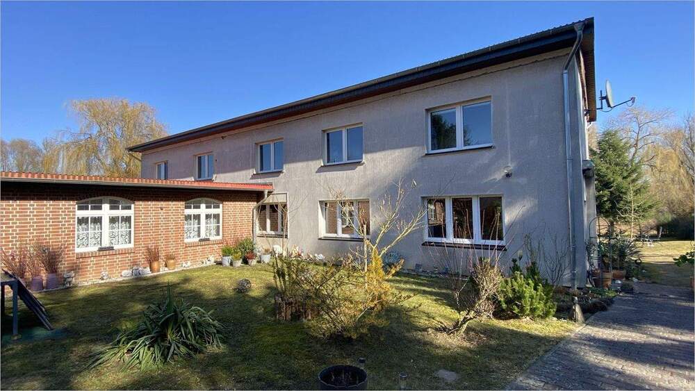 Mehrfamilienhaus, Wohnhaus Angermünde / Kerkow Kerkow - 1 Zimmer, 550 m&sup2;, 698.000&euro; | Angebot:25741077