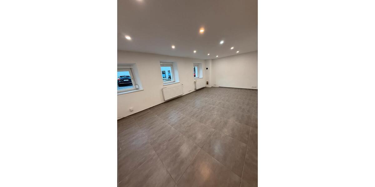 Reihenhaus Fell - 5.5 Zimmer, 150 m&sup2;, 1.290&euro; | Angebot:25501552