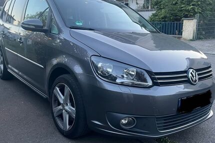 VW Touran 189.000 km 7.600 &euro; Schwetzingen 68723