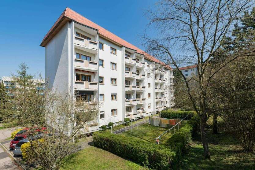 Wohnung zum Mieten in Eisenach 200 € 33.53 m²