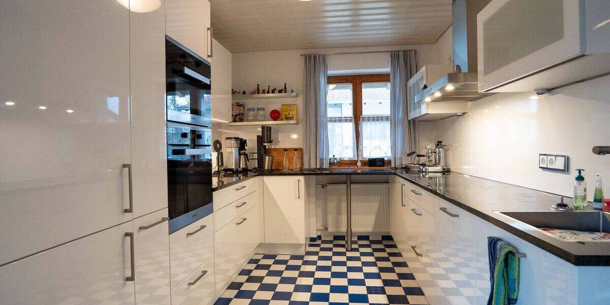 Doppelhaushälfte Tüßling - 6 Zimmer, 186 m&sup2;, 550.000&euro; | Angebot:26358838